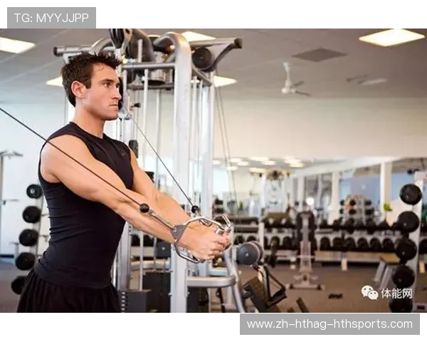 龙门架助力打造完美身材成为健身房必备秘密武器 你不可不知的训练利器